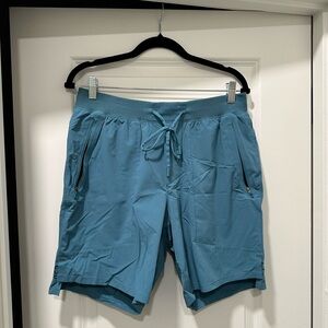 Lululemon Men's Large Blue License to Train Linerless 7” Shorts